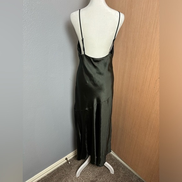 Selfie Leslie BLACK Downtown Cami Strap Front Split MIDI Dress, Size Medium (v) - Picture 7 of 11